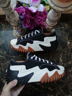 Converse Run Star Hike Platform/Comfort Low Streetwear Shoes 10 Men/11.5 Women